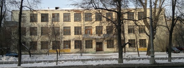 Заброшенный корпус Уральского лесотехнического университета