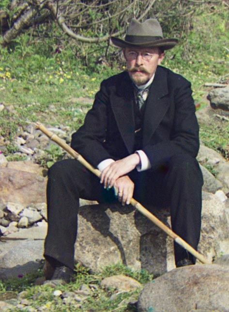 Сергей Михайлович Прокудин-Горский, автопортрет у реки Королисцхали, 1912