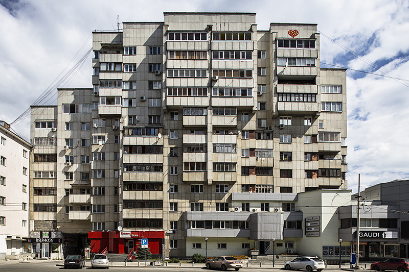 Residential building by Vladimir Permjakov (1983) © Roberto Conte