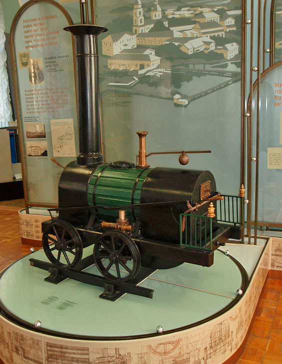 Модель паровоза Черепановых в Политехническом музее